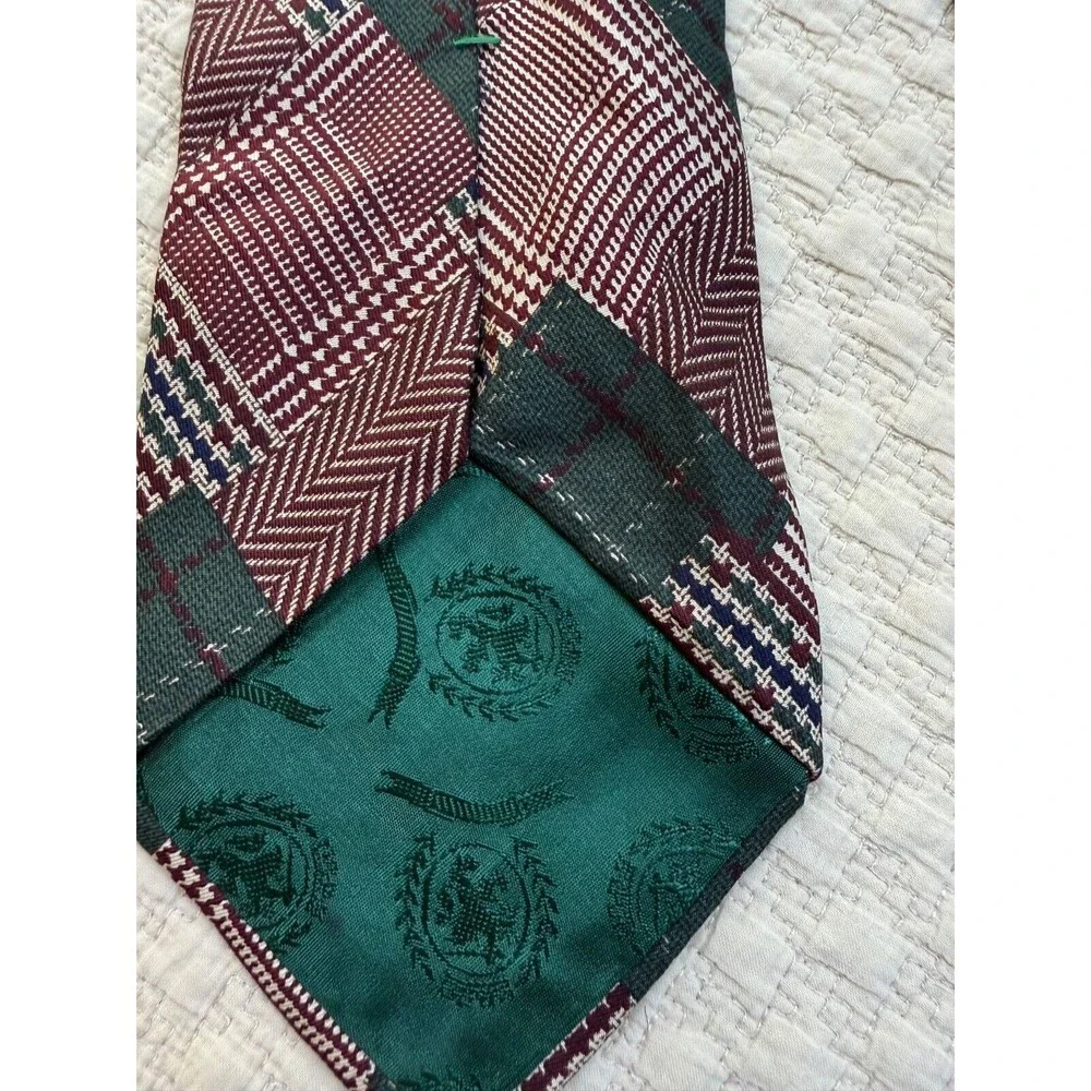Tommy Hilfiger Italian Silk Patchwork‎ Tie Royal Crest Made in USA 4